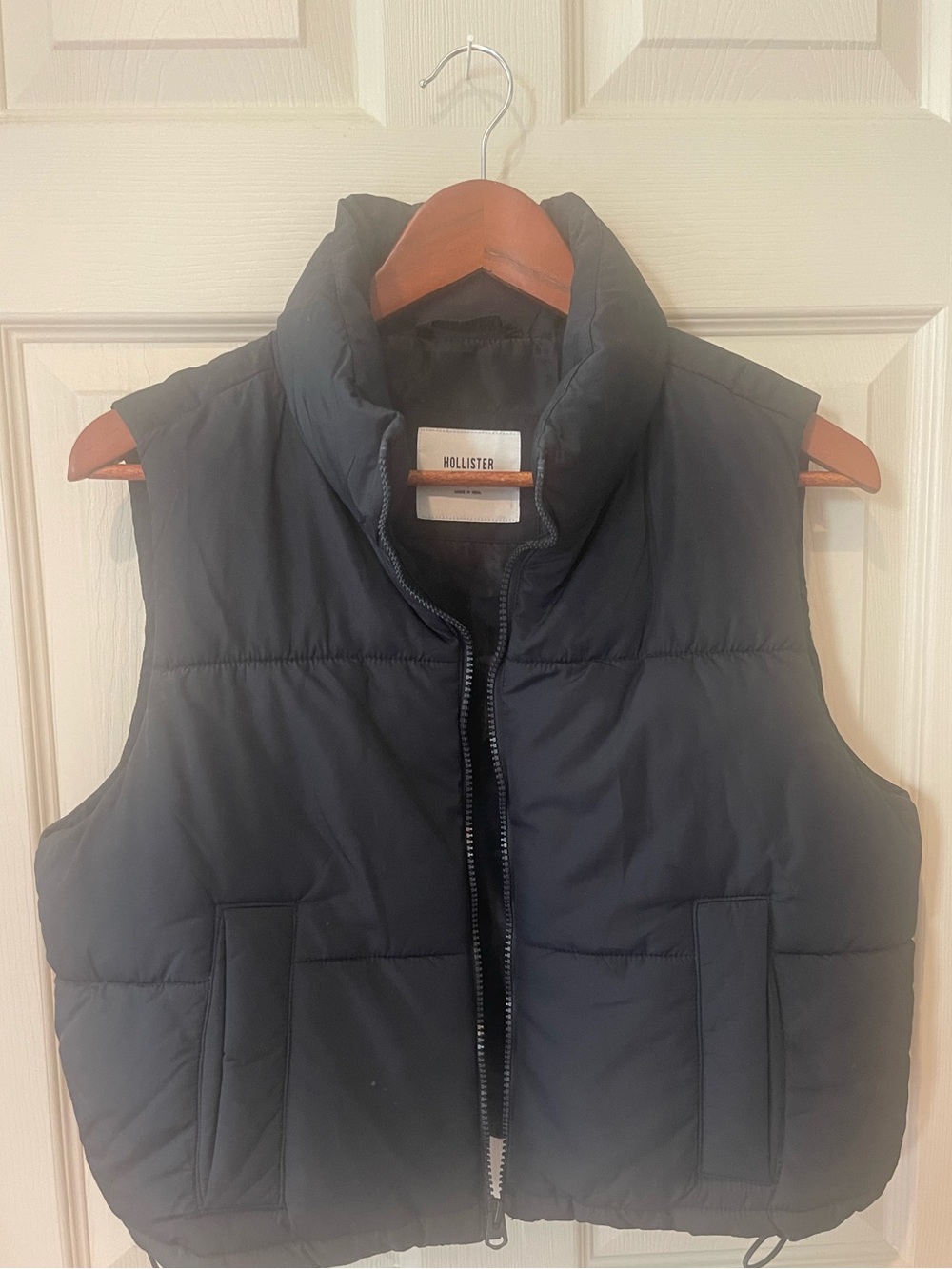 Hollister Black Puffer Vest